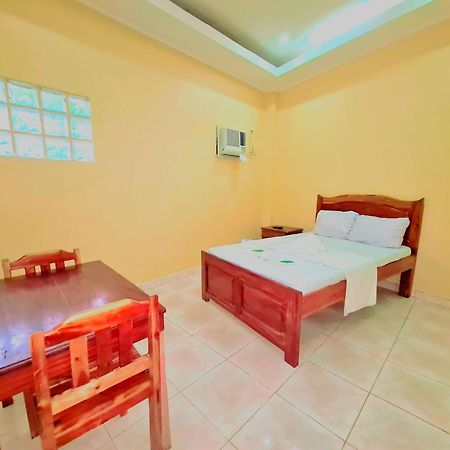 La-Familia Guest House Siquijor Δωμάτιο φωτογραφία
